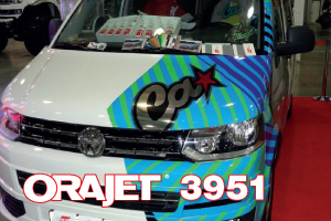 ORAJET 3951 Литая ПВХ-плёнка премиум-класса ORAJET 3951 с долгим сроком службы для использования в рекламной индустрии и автостайлинге.